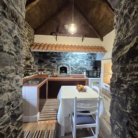 Casa Rosa * Camacha (Madeira)