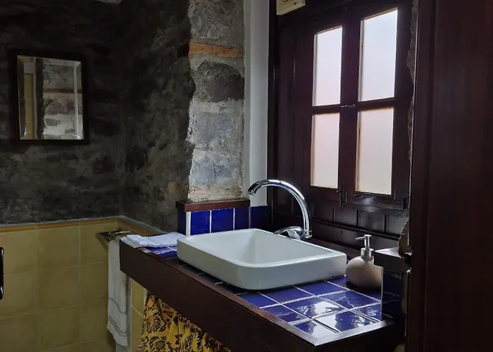 Casa Rosa Tatil Evi Camacha (Madeira)